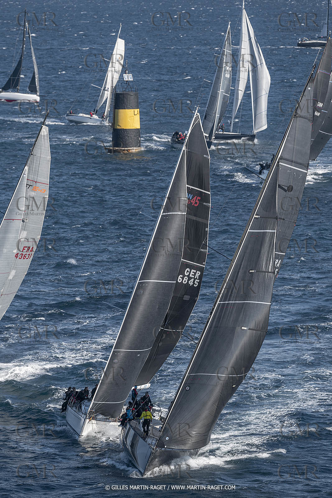 28 09 2022? Saint-Tropez,(FRA,83), Les Voiles de Saint-Tropez 2022 Régate N° 2 poup les modernes, navigation libre pour les grandes goélettes