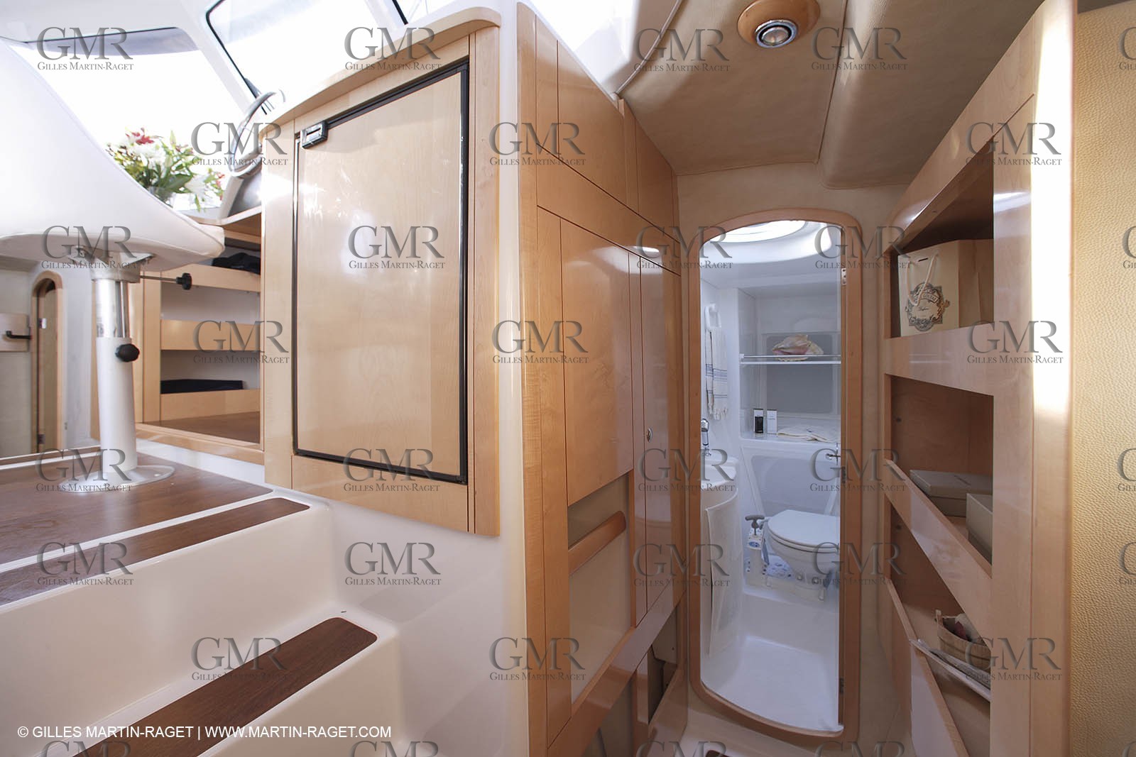 23 07 07 - La Rochelle - Chantier Fountaine Pajot - Highland