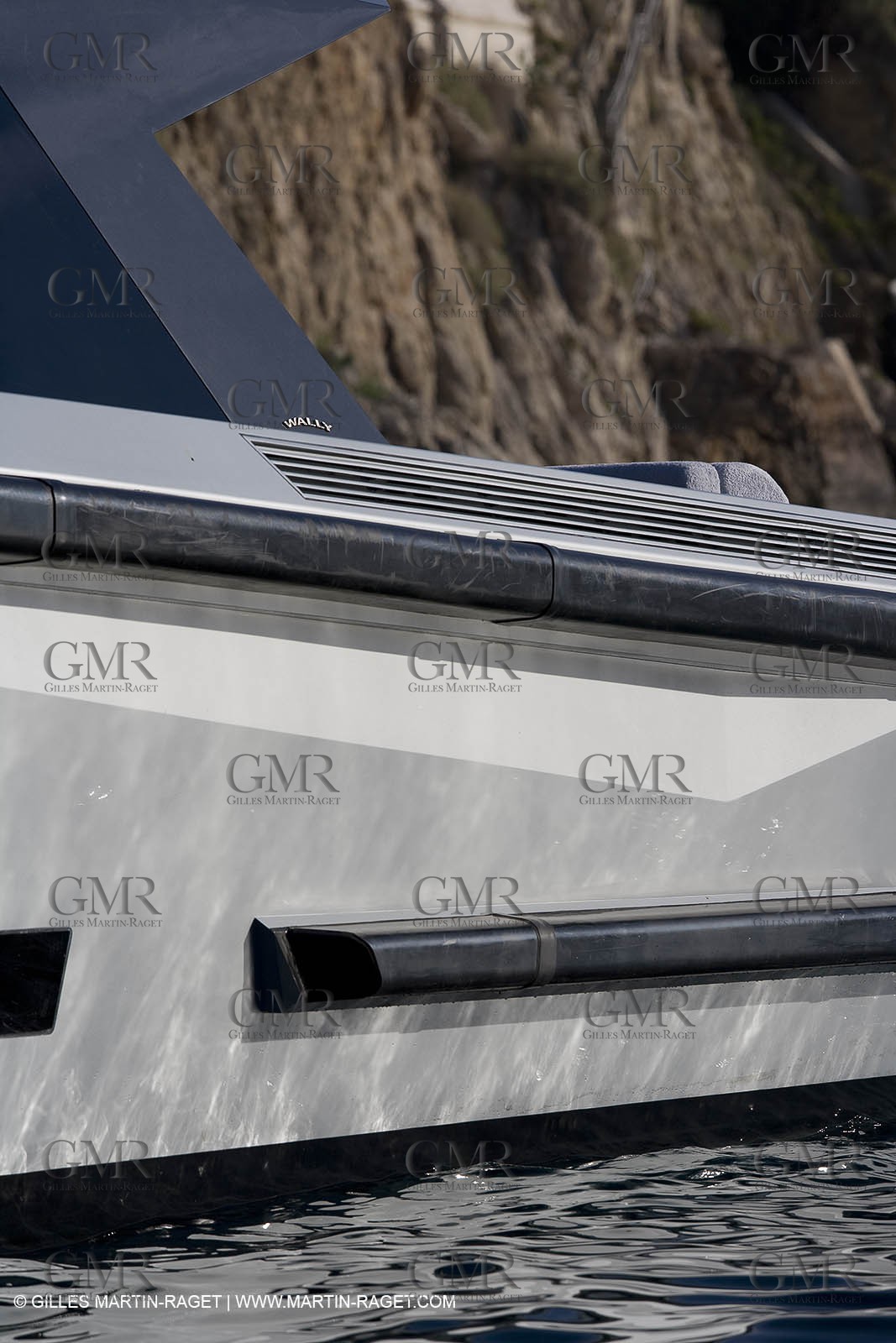 29 09 2007 - St Jean Cap Ferrat - Wally Yachts - Wally Power 70 - Lau Lau