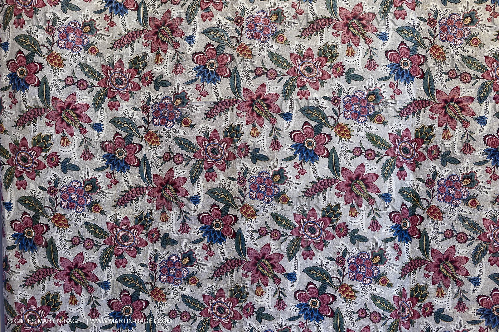 30 06 2011 - Toulon (FRA,83) - Villa Rosemaine - Indiennes sublimes exhibition