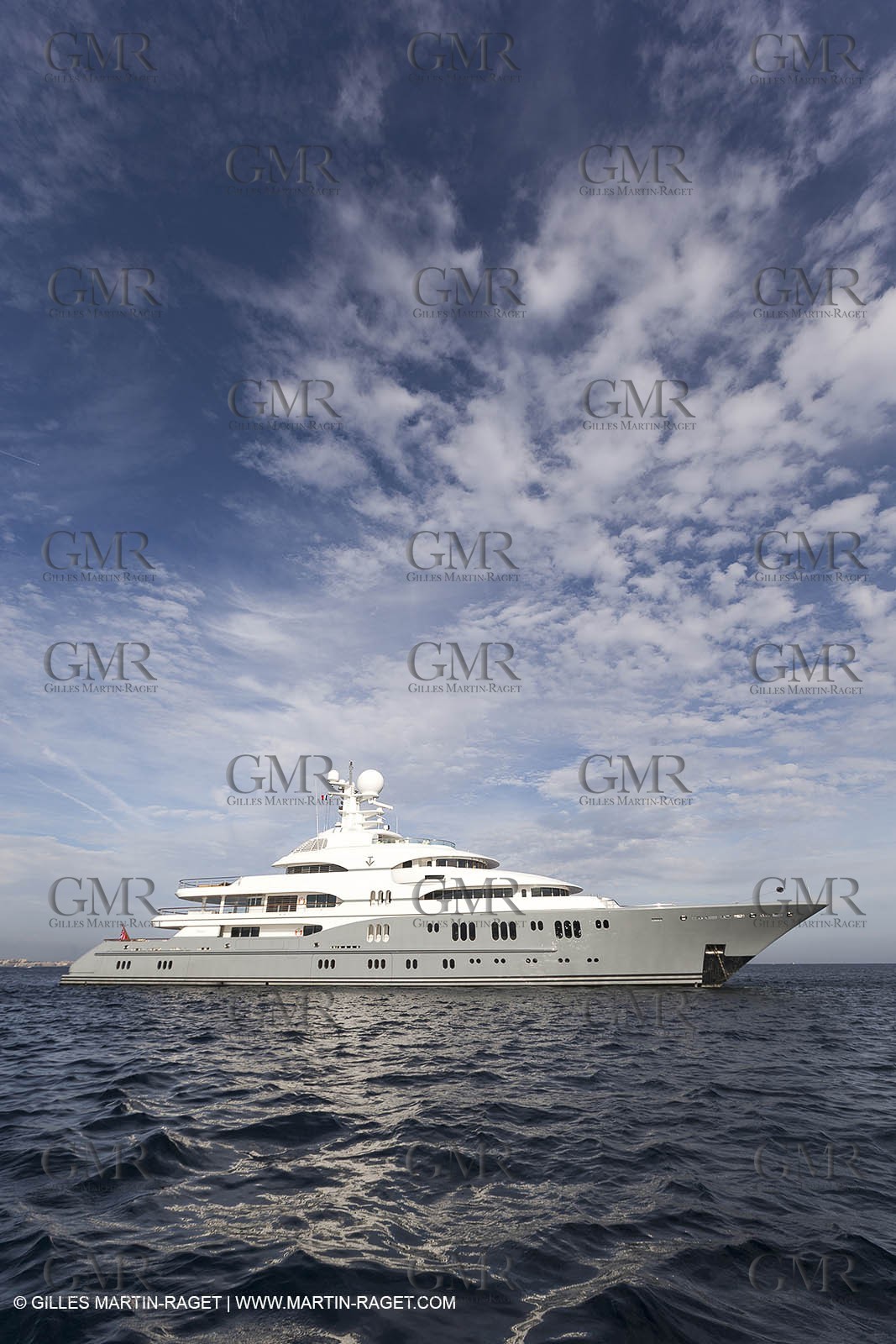 21 09 2014 - Cannes (FRA,83), Motor yacht TV