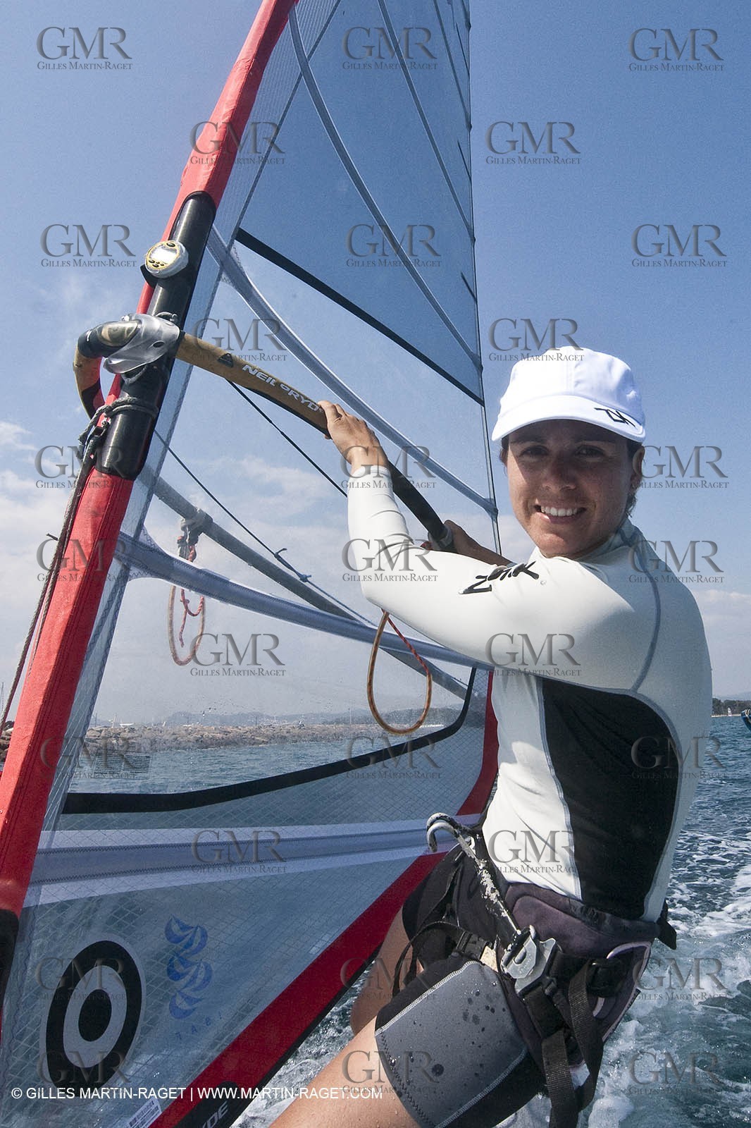 20 04 2010 - Hyères (FRA,83) - SOF 2010 - ZHIK Team - RSX women - Marina Alabau