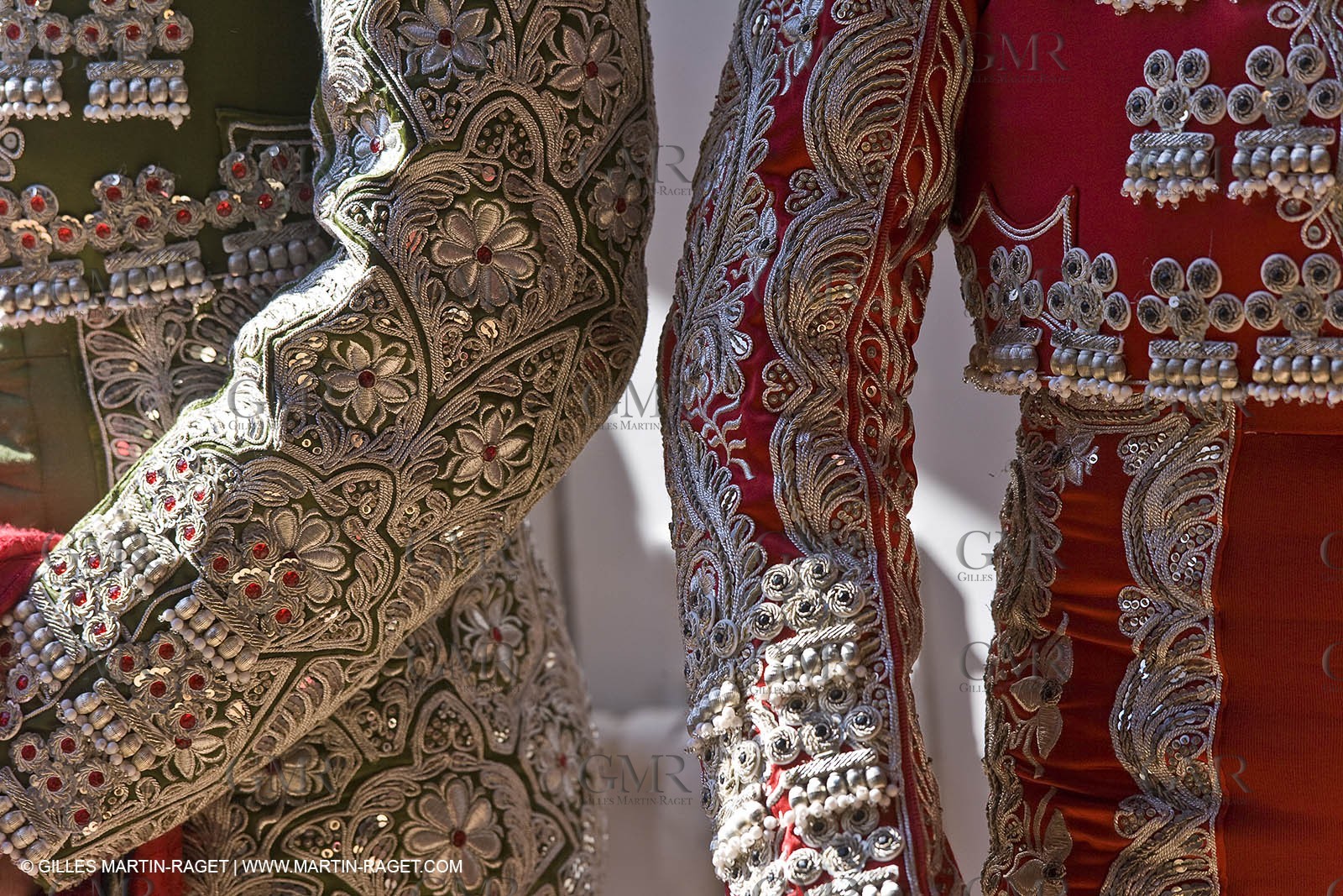 25 03 2008 - Arles (FRA, 13) - Feria 2008 - Bullfight with horses