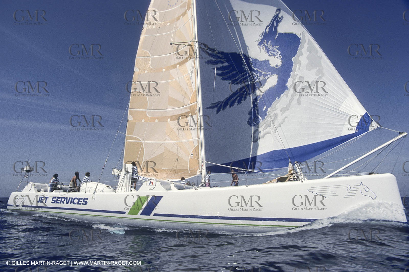 Sailng, Offshore racing, Maxi multiihulls, Jet services V
