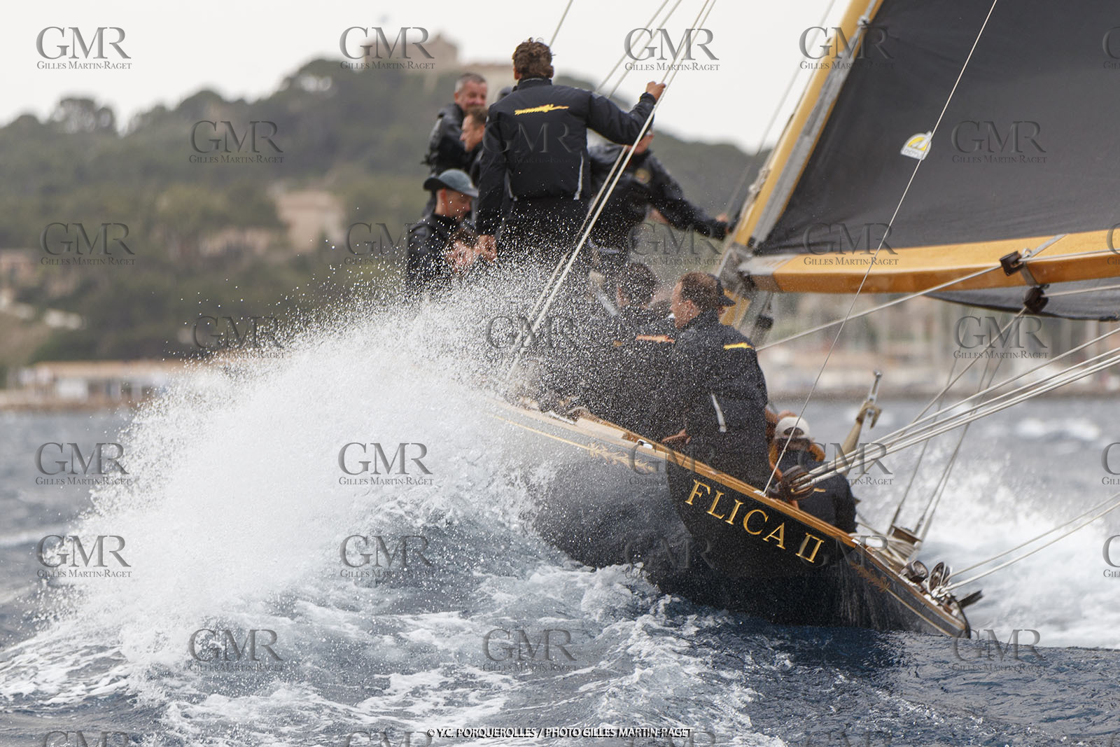 19 06 2024, Porquerolles Island (FRA), Championnat du monde des 12 m JI 2024, Race Day 1