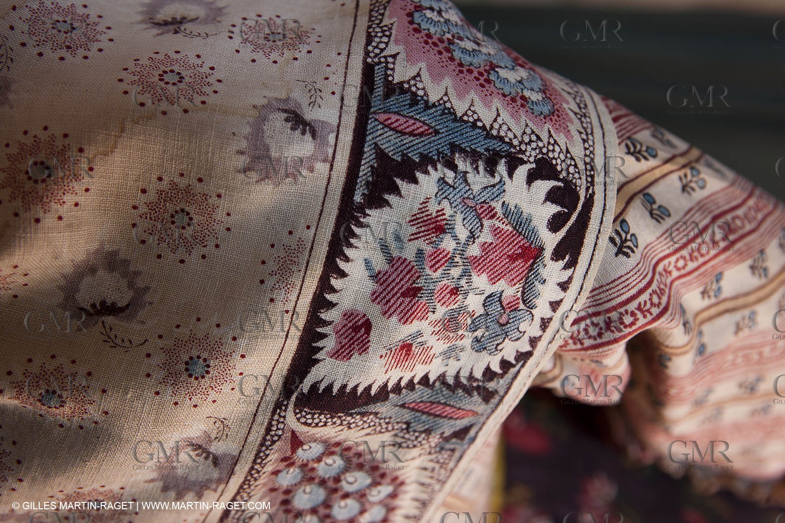 30 06 2011 - Toulon (FRA,83) - Villa Rosemaine - Indiennes sublimes exhibition