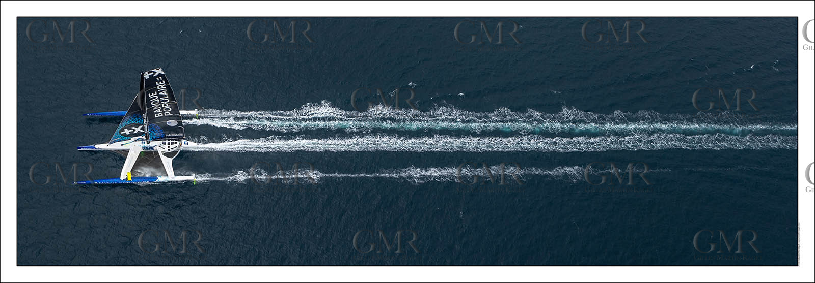 Banque Populaire devant Marseille