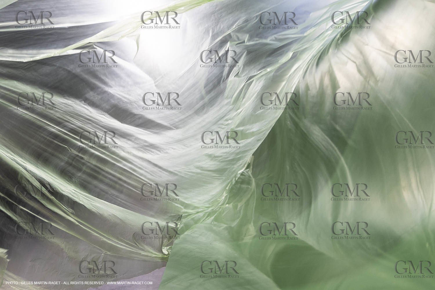 29 10 2018, La Grande Motte (FRA,30), Chantier Gunboat, construction du Gunboat 68, préparation des moules