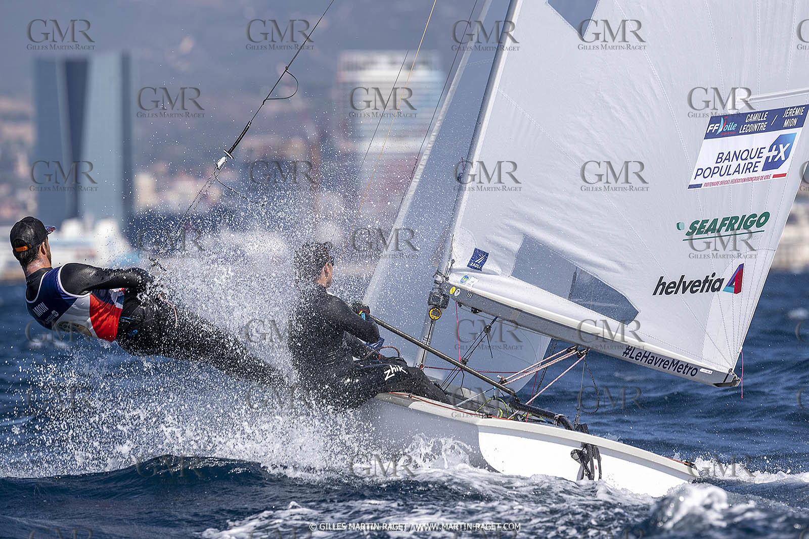 16 09 2022, Marseille (FRA), 470 Class, Paris 2024 Olympic Games, Sailing, 470 mixed dinghy, trainings, Camille Lecointre Jeremie Mion (FRA)