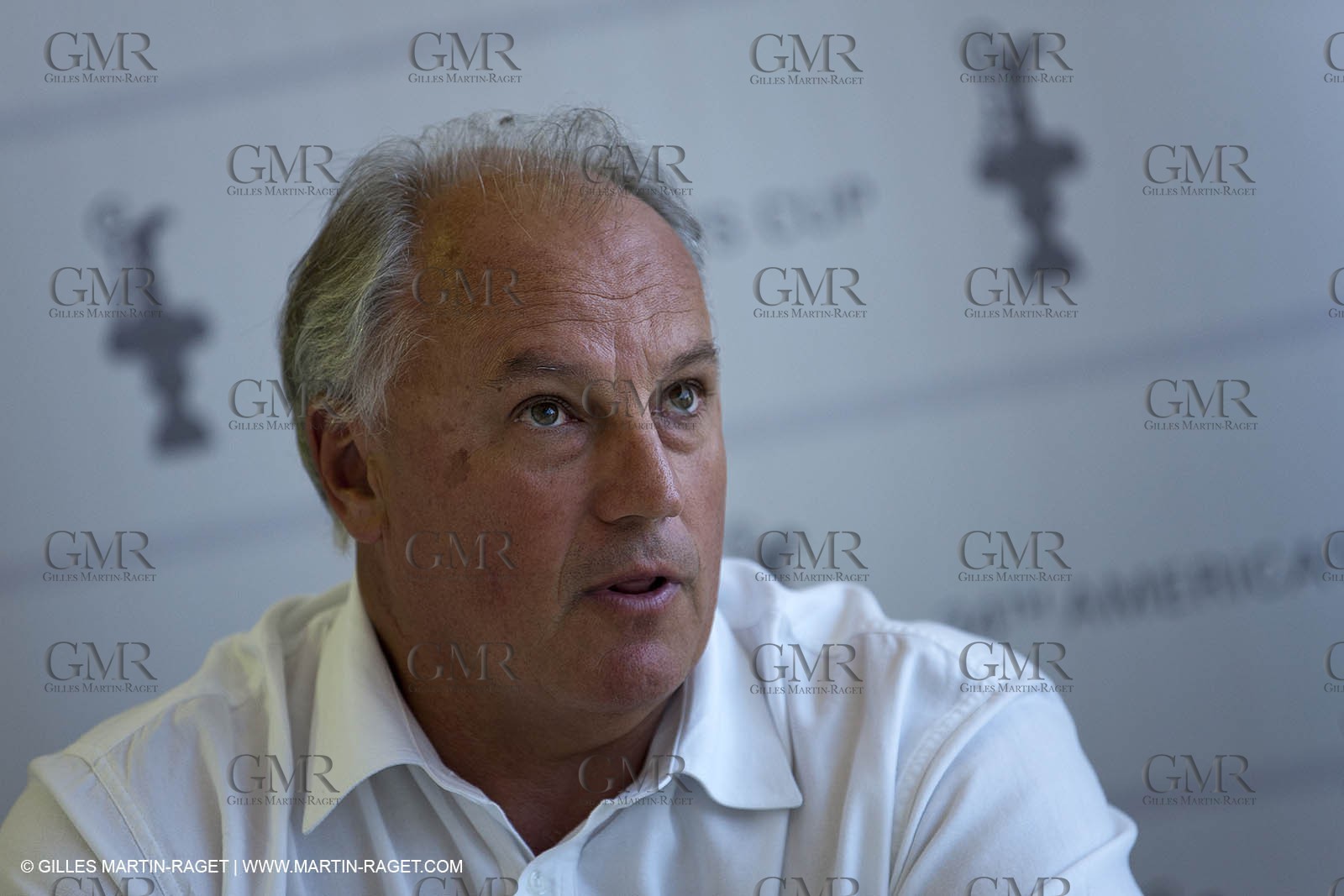 25 11 2010 - Dubai (UAE) - 34th America's Cup - Media Round Table with Ian Murray and Richard Worth- Ian Murray