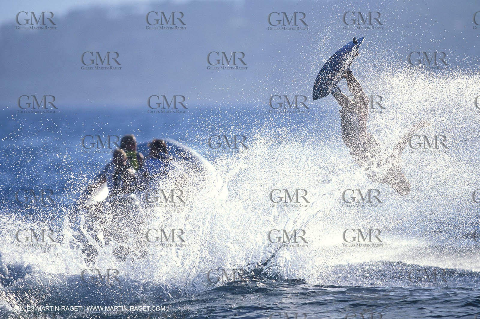 Waterskiing - Wakeboard