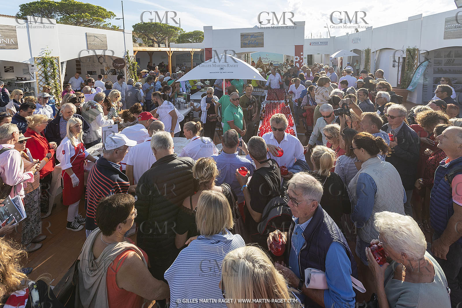 25 09 2022, Saint-Tropez (FRA, 83), Les Voiles de Saint-Tropez 2022, Arrivée des bateaux et de la Coupe d'Automne du Yacht Club de France, Inauguration du village des Voiles