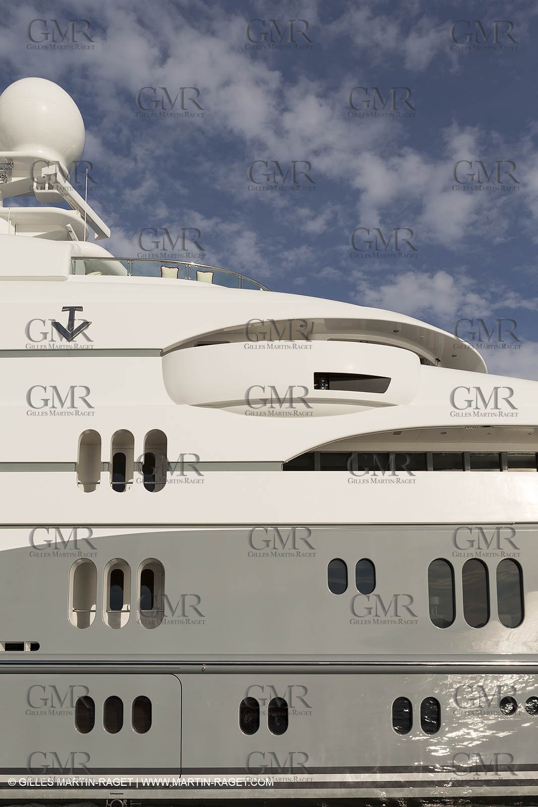 21 09 2014 - Cannes (FRA,83), Motor yacht TV