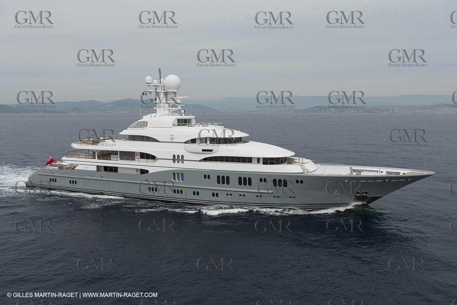 21 09 2014 - Cannes (FRA,83), Motor yacht TV
