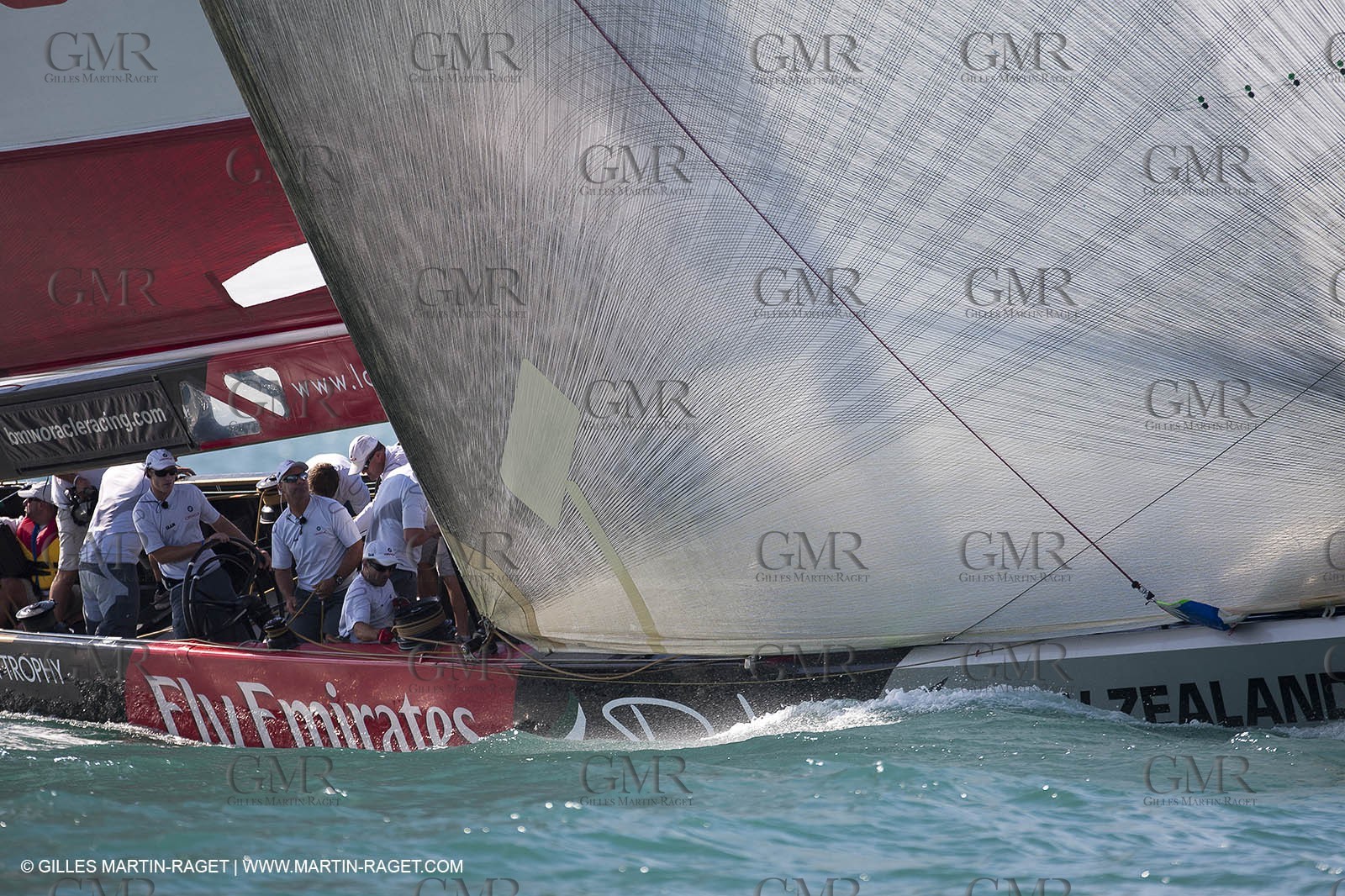 19 11 2010 - Dubai (UAE) - Dubai Louis Vuitton Trophy -  Round 2 - BMW ORACLE Racing Vs Synergy