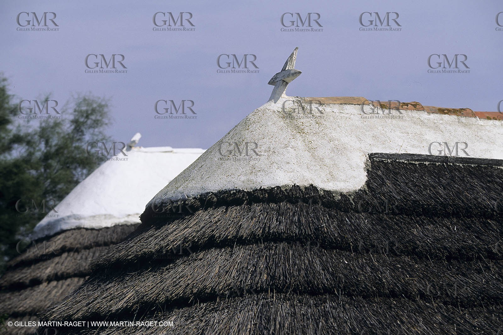 Camargue (FRA) - houses and cants from Camargue