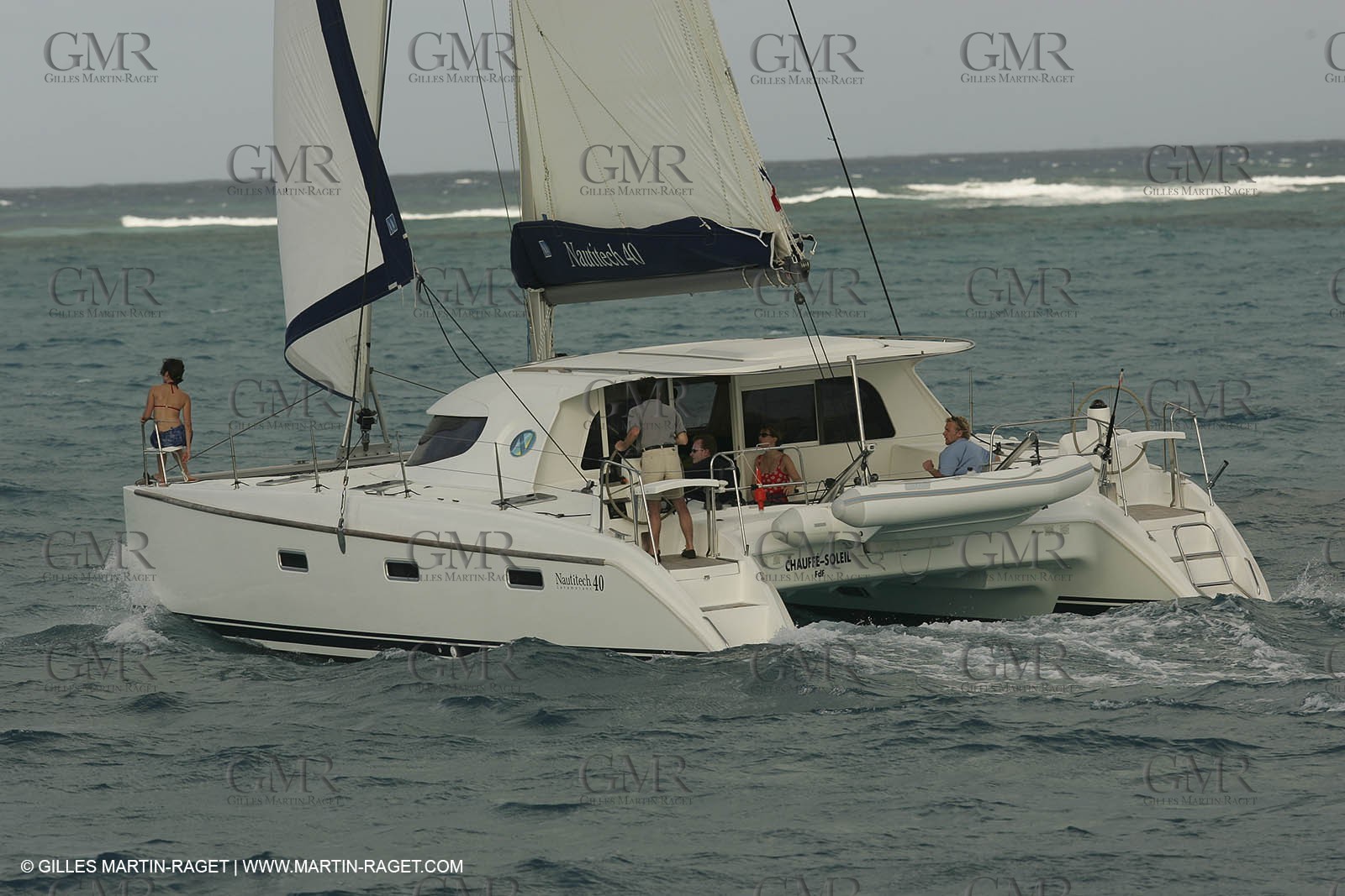 Multicoque sous voile