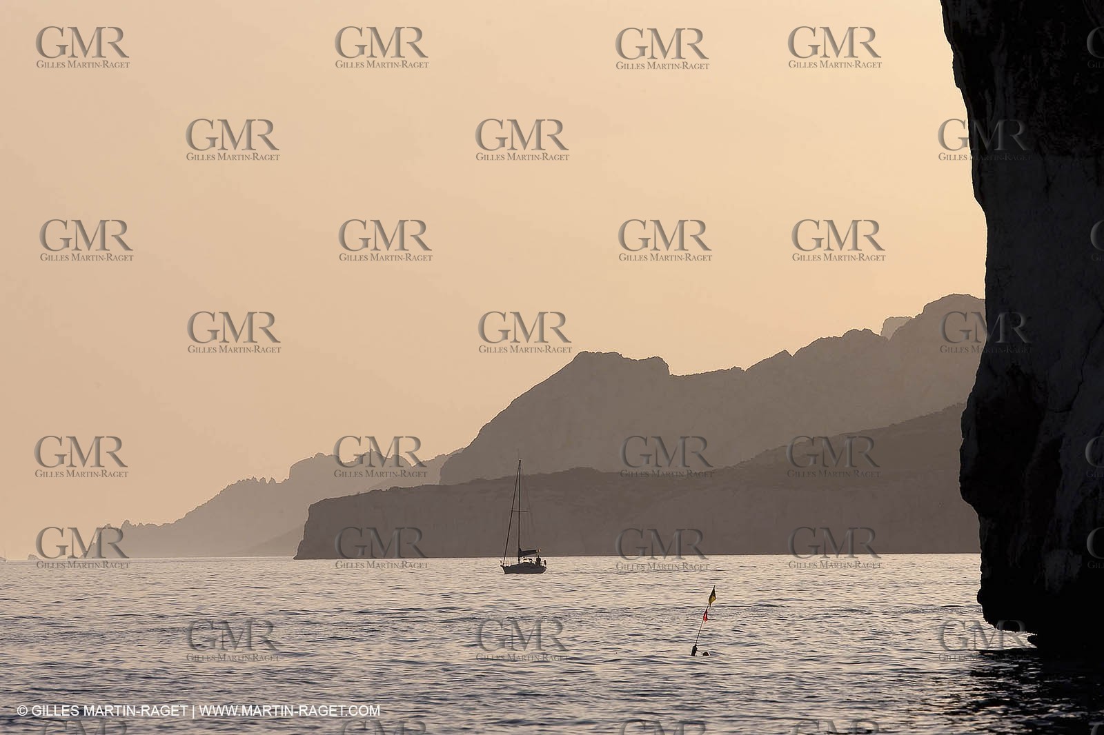 06 05 2009 - Marseille (FRA, 13) - Les Calanques - near Castelviel cliffs bottom