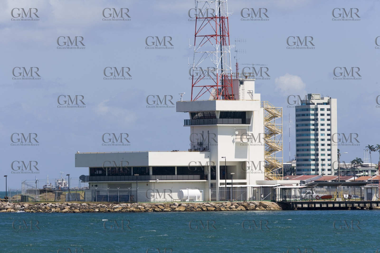 01 02 2008 - San Blas Archipelago (Panama) - Motor Yacht Senses