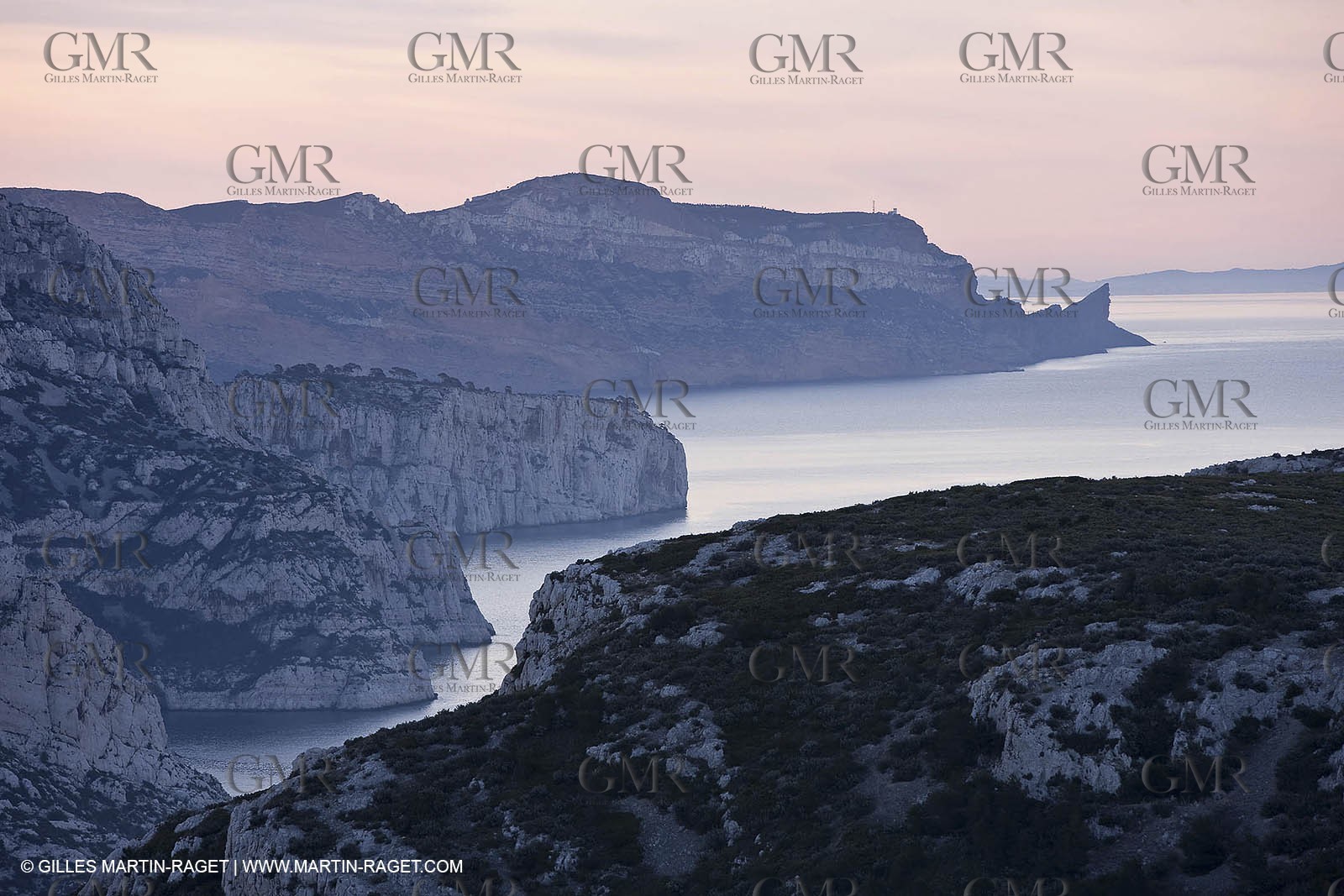 04 04 2009 - Marseille (FRA, 13) - Les Calanques as seen from the Baou Rond summit (Sormiou heights)
