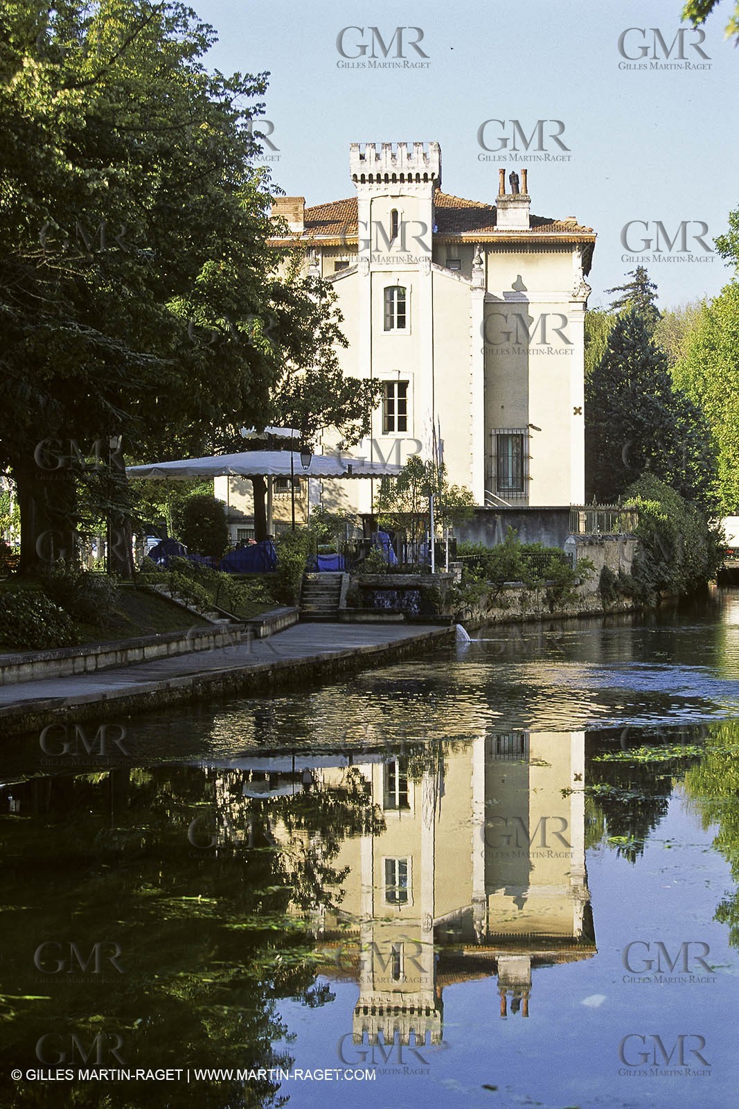 Provence (South France) - Cities and villages - 84 (Vaucluse) - L'île sur Sorgue