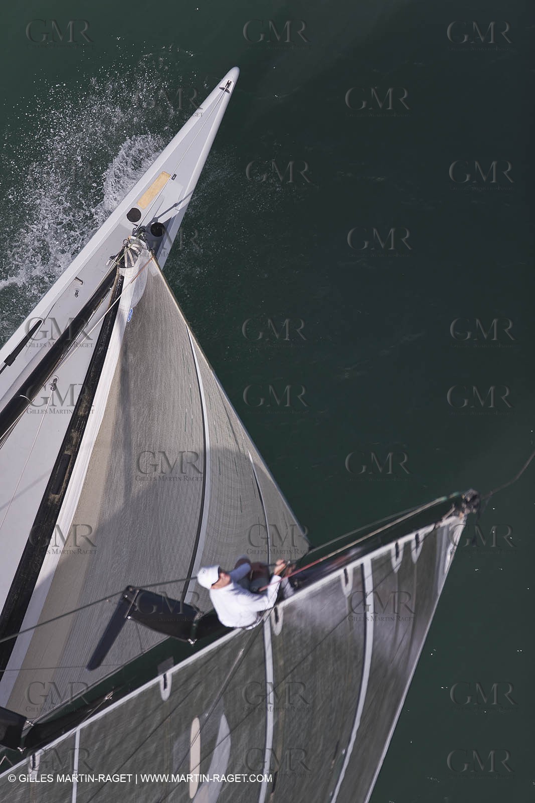 29 01 2009 - Auckland (NZL) -  Louis Vuitton Pacific Series - BMW ORACLE Racing - Training
