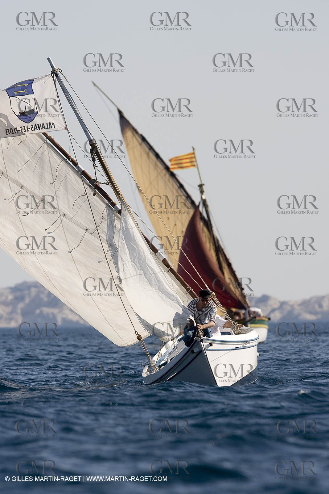 1 09 2007 - Marseille (FRA, 13) - Latin rigs in l'Estaque (Marseille north bay village)