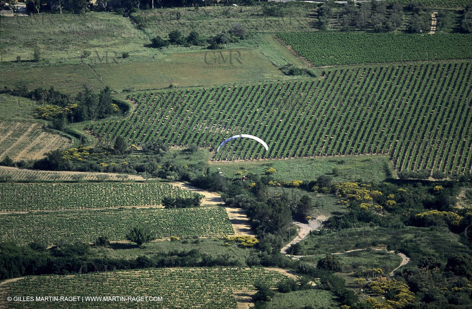 Clarensac (30), parapente