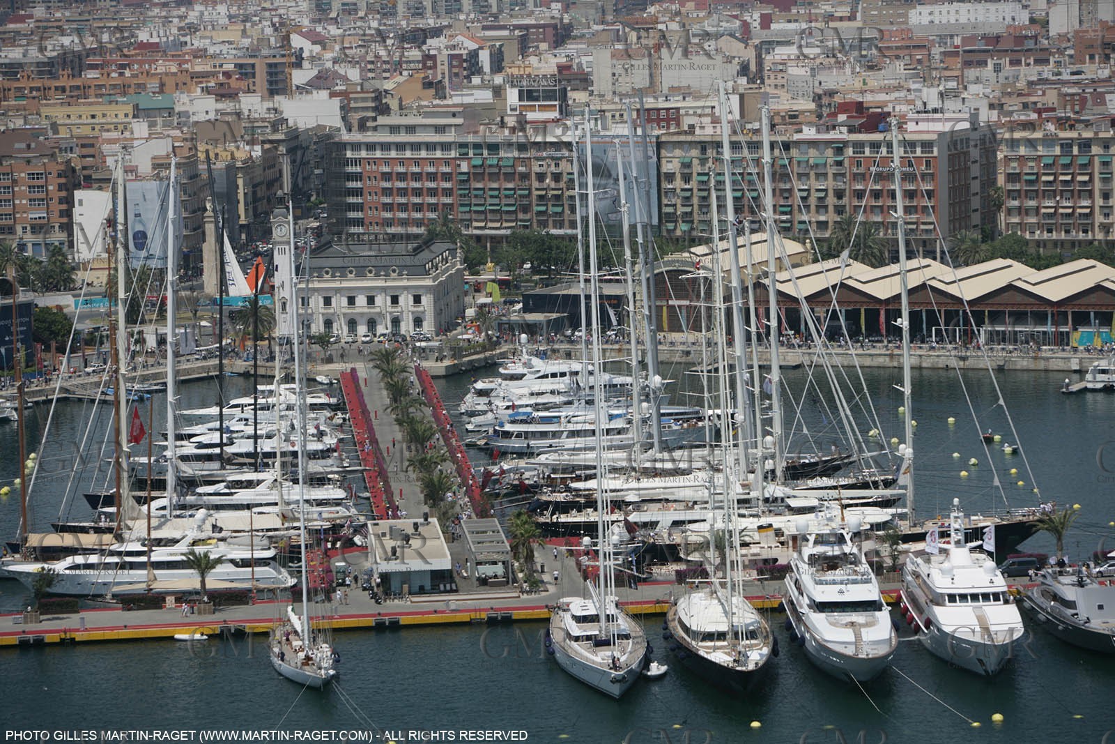 2' 06 2007-Valencia (Spain)- 32nd America's Cup - Final Match - Day 2
