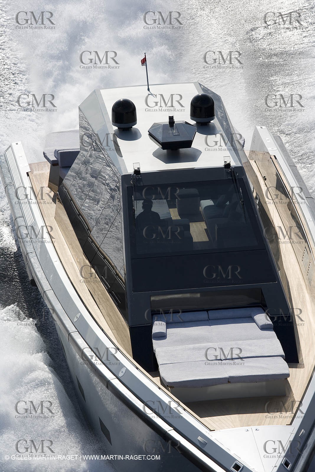 29 09 2007 - St Jean Cap Ferrat - Wally Yachts - Wally Power 70 - Lau Lau