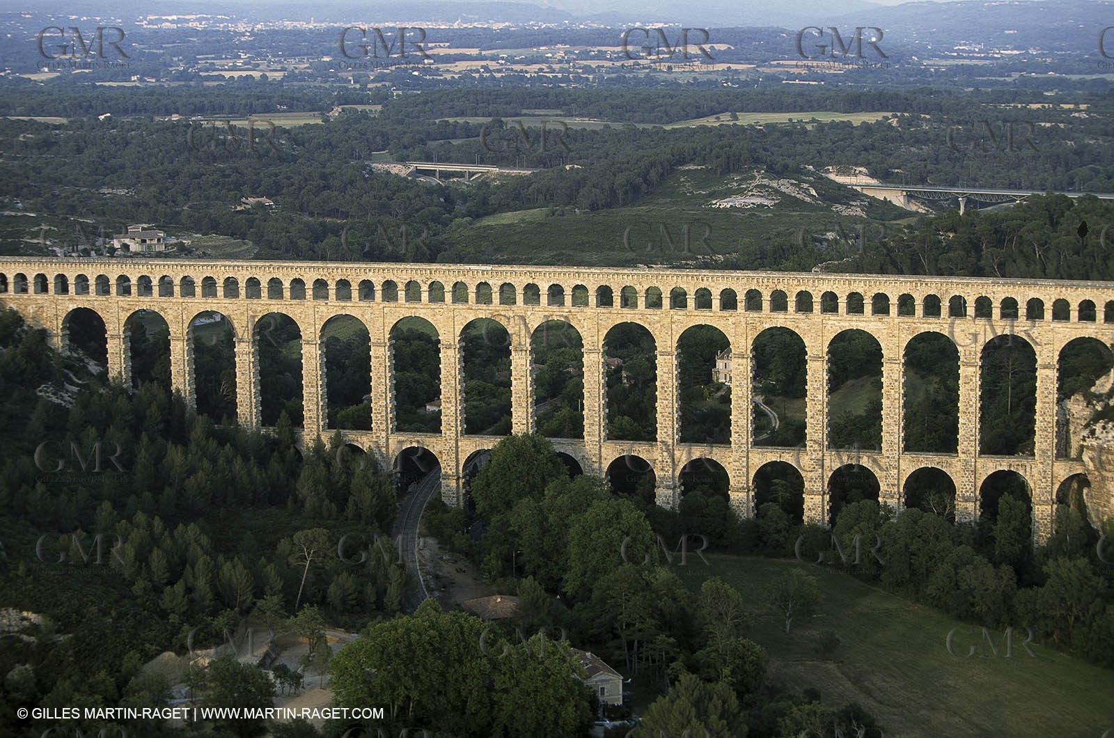 Aix en Provence area - Roquefavour bridge