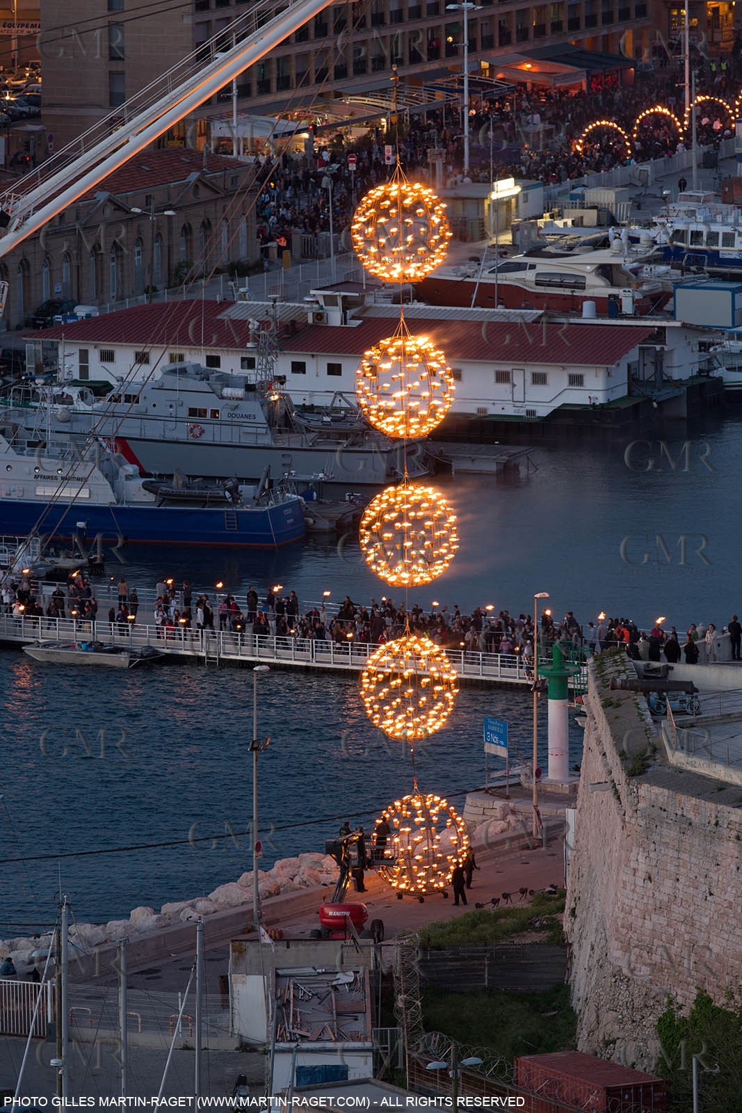 03 05 2013 - Marseille (FRA,13) - Marseille Provence 2013, Historical port Illumination by Company Carabosse