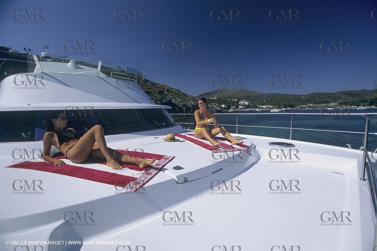 Motor Yachts, Super Motor Yachts