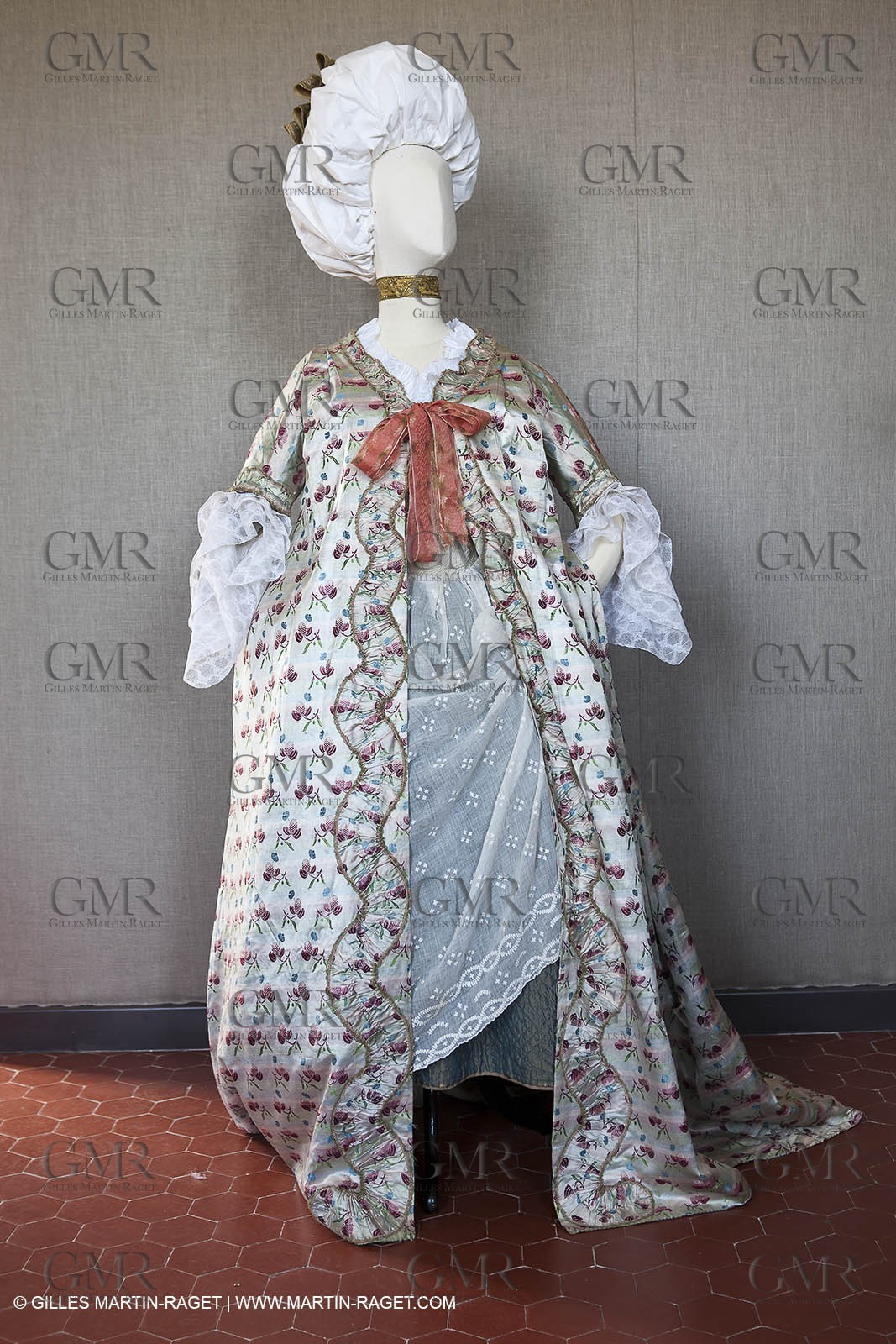 06 07 2012, Toulon (FRA,83), Villa Rozemaine, exhibition 'Fashion Dresses