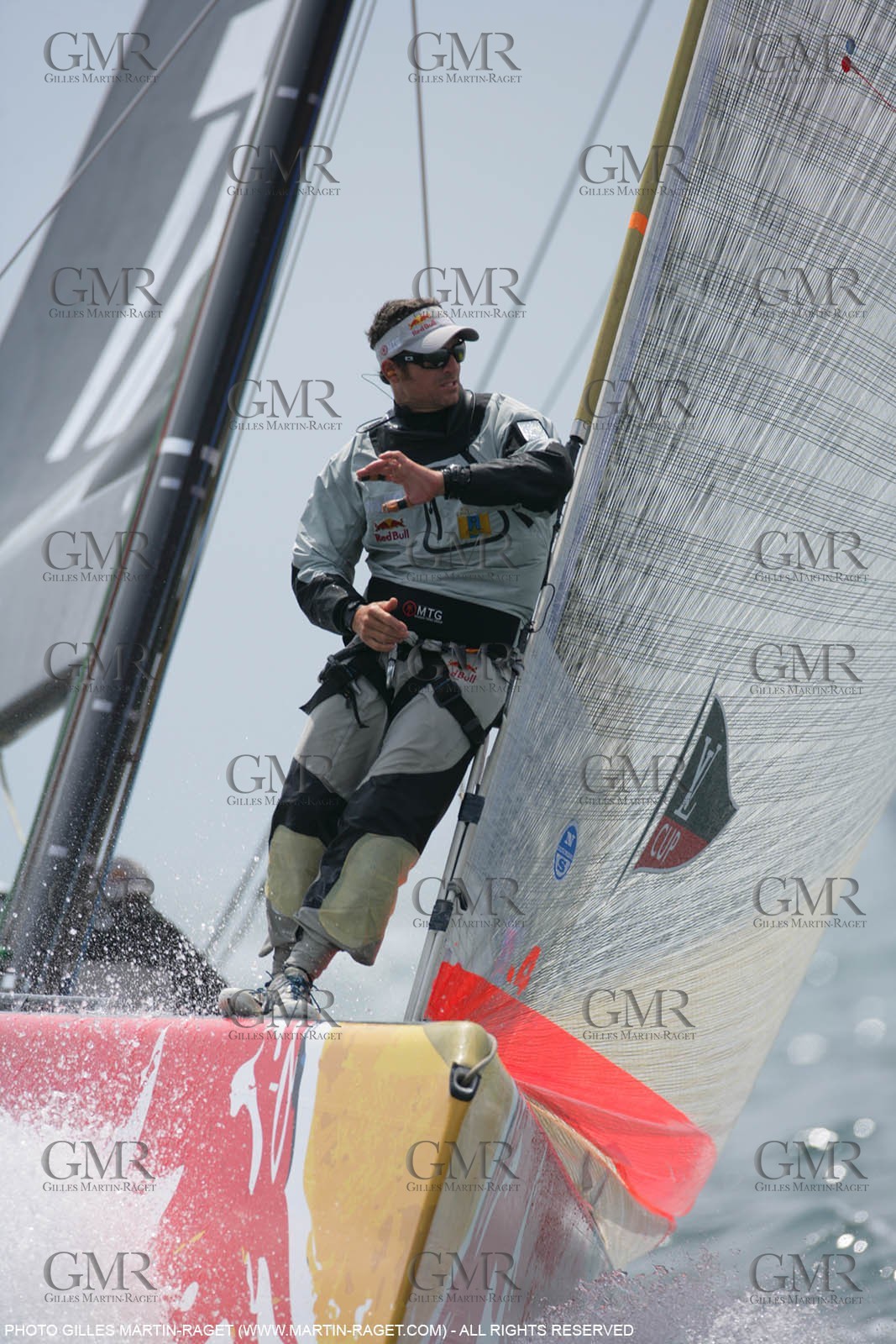 28 04 2007-Valencia (Spain)- 32nd America's Cup - Louis Vuitton Cup - RR1 - Day13 - BMW ORACLE Racing