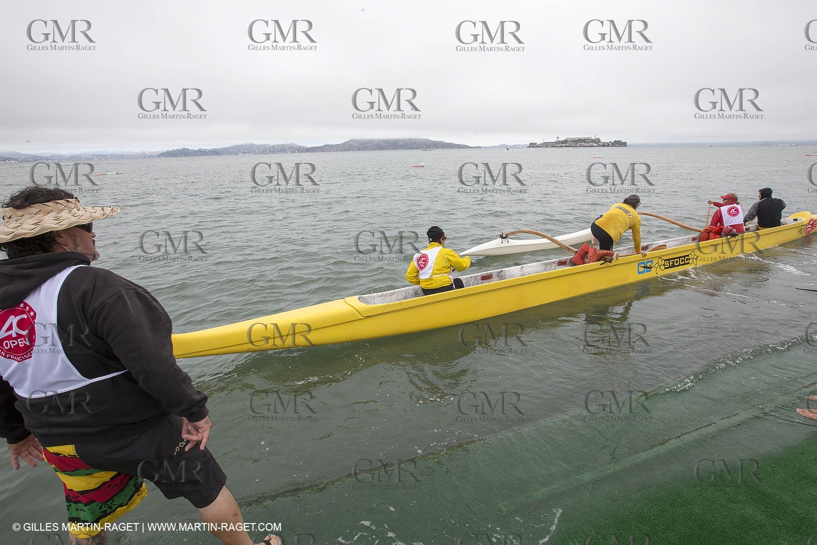 10 08 2013 - San Francisco (USA,CA) - 34th America's Cup - AC Open - Outrigger Canoe Races et Hula Danceperformance at Marina Green Village