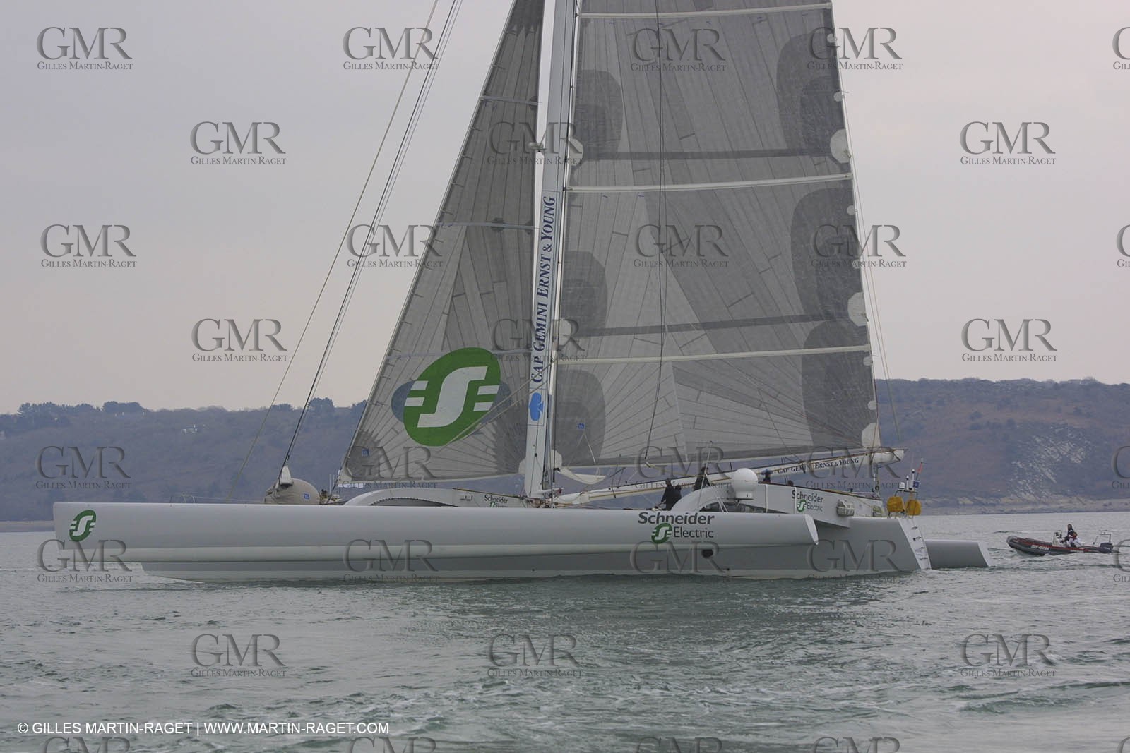 Geronimo - Jules Verne Trophy 2001 start - Brest
