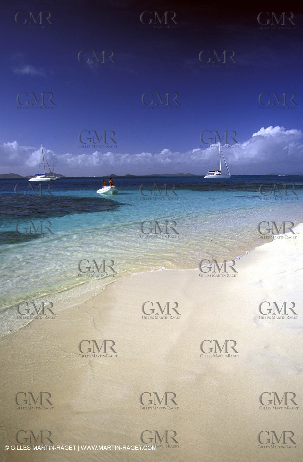 Cruising multihull mooring