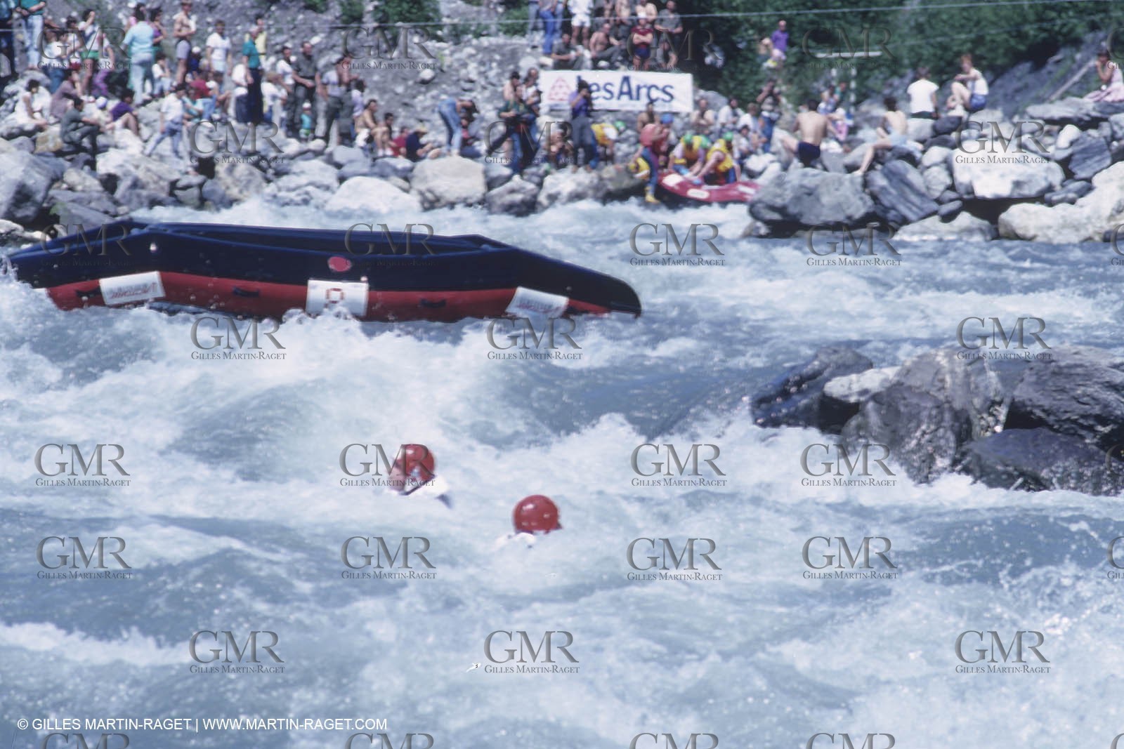 Watersports, rafting, rowing, eaux vives, rame, kayaking, pirogues