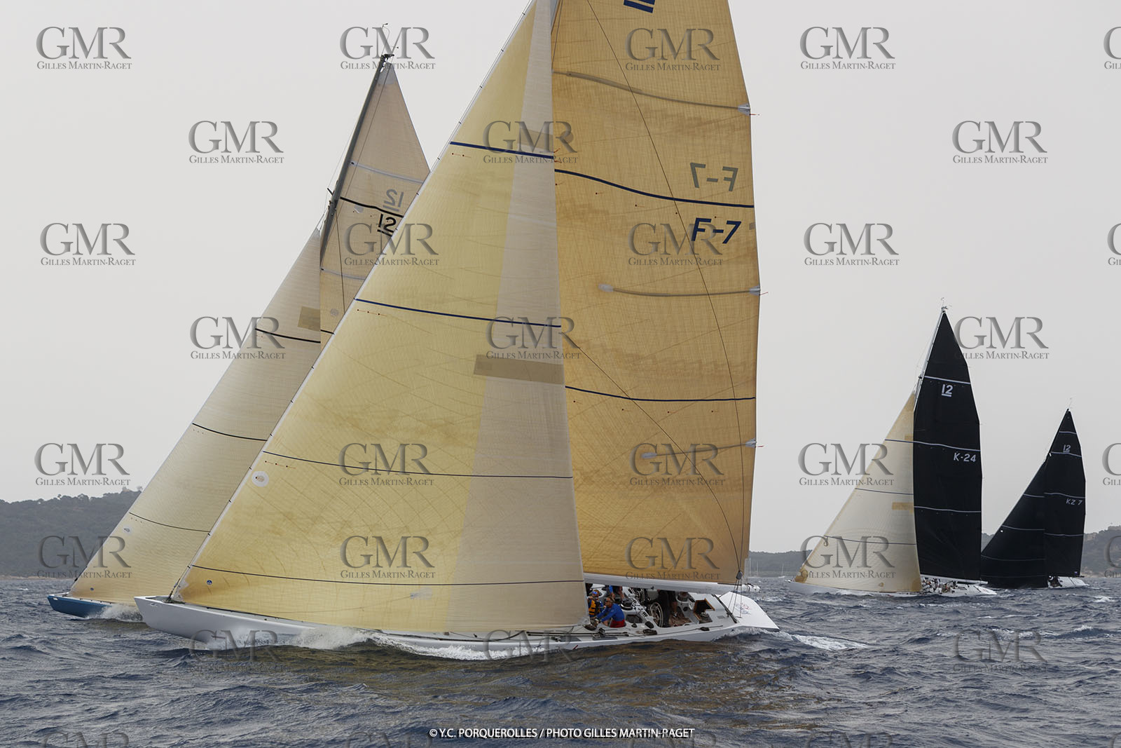 19 06 2024, Porquerolles Island (FRA), Championnat du monde des 12 m JI 2024, Race Day 1