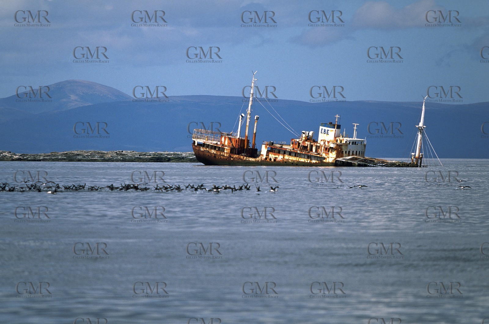 GMR_000205.jpg