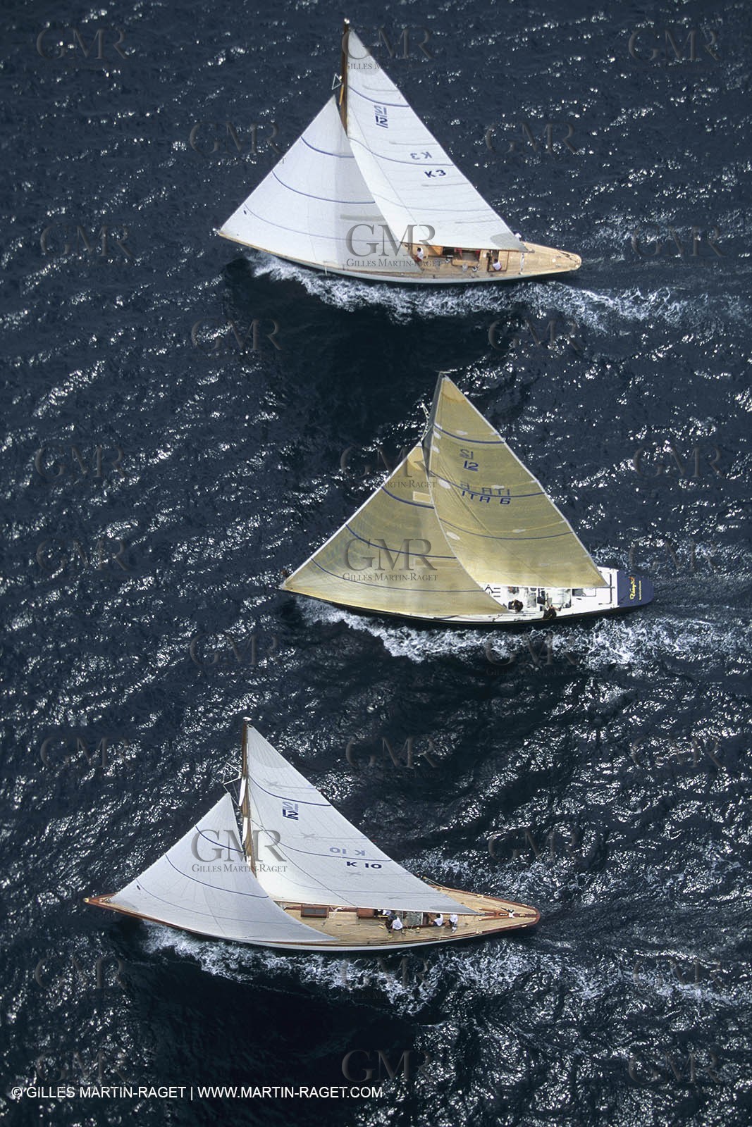 Voile classique, 12 m JI