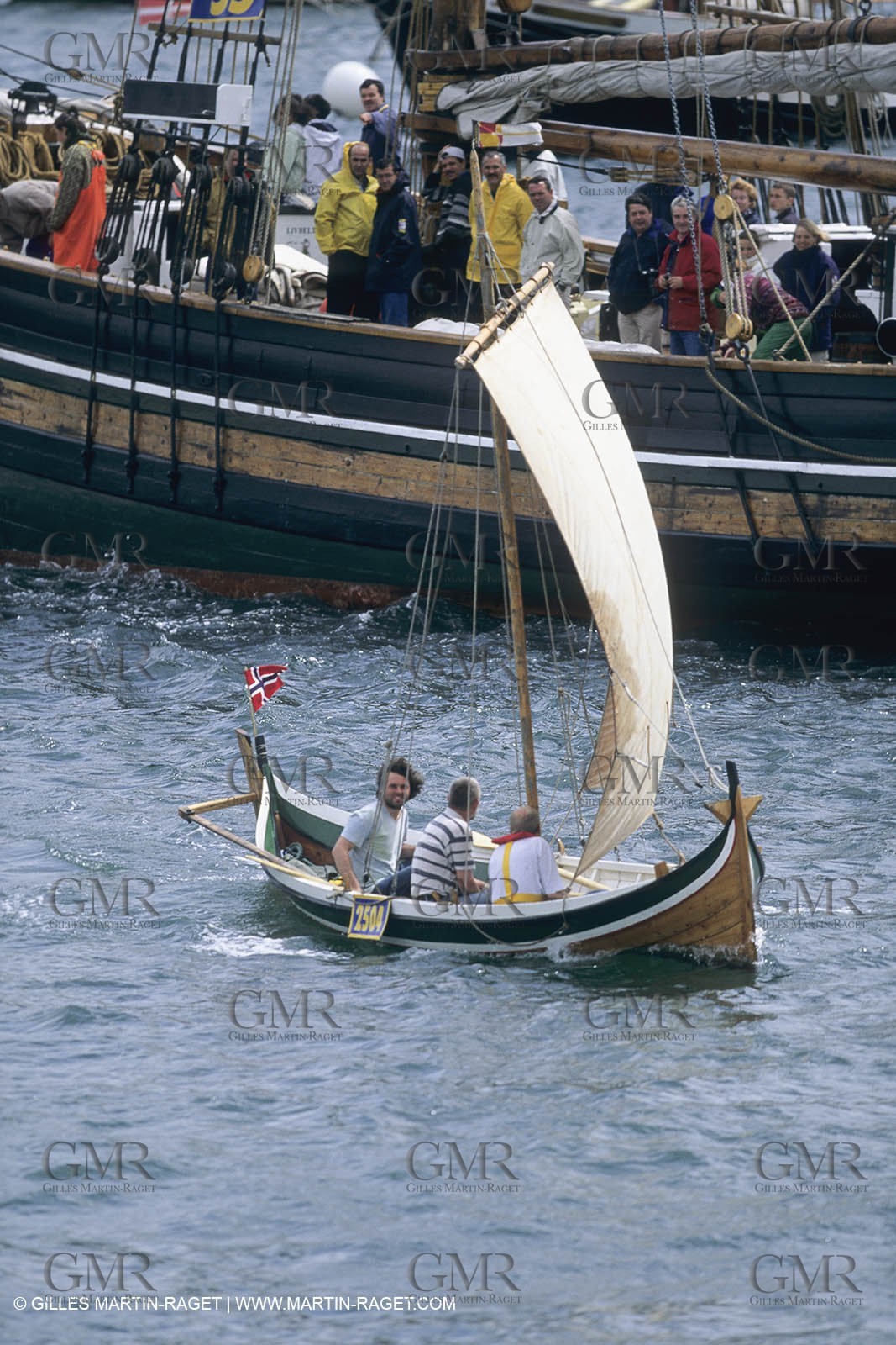 Sailing, Classic yachts (for yacht names check keywords)