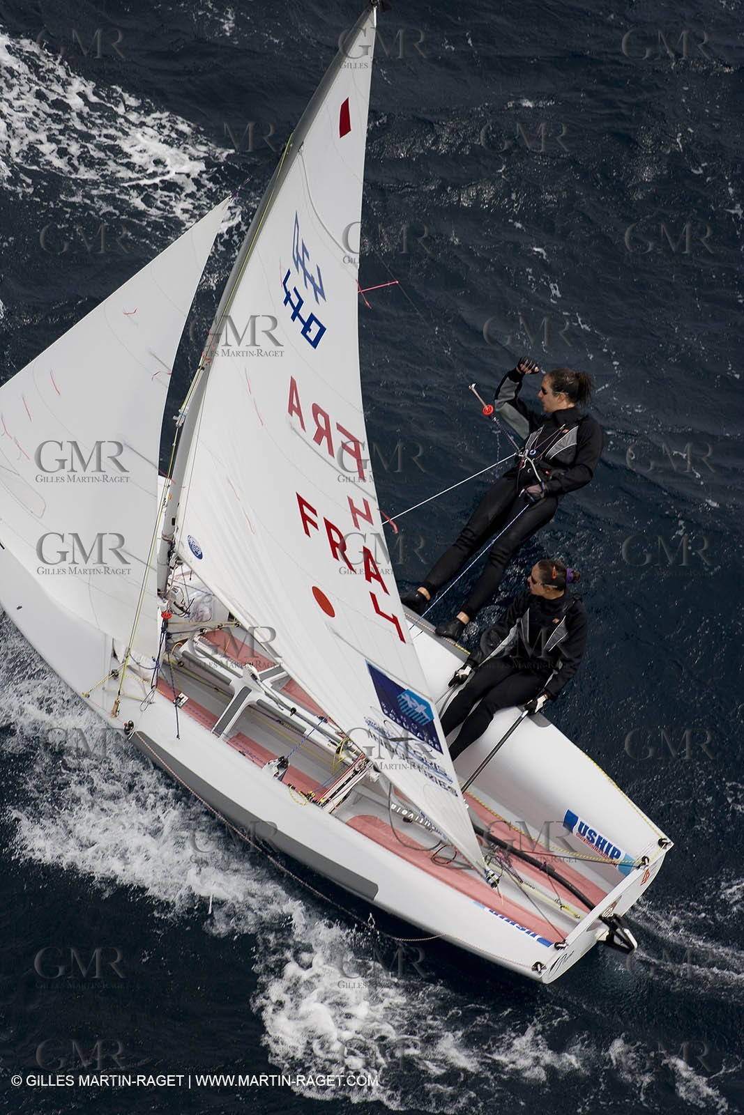 26 04 2007 - 2007 Semaine Olympique Française - Hyères (South of France) - Day 5 - Team France - 470 Femme - Petitjean-Douroux