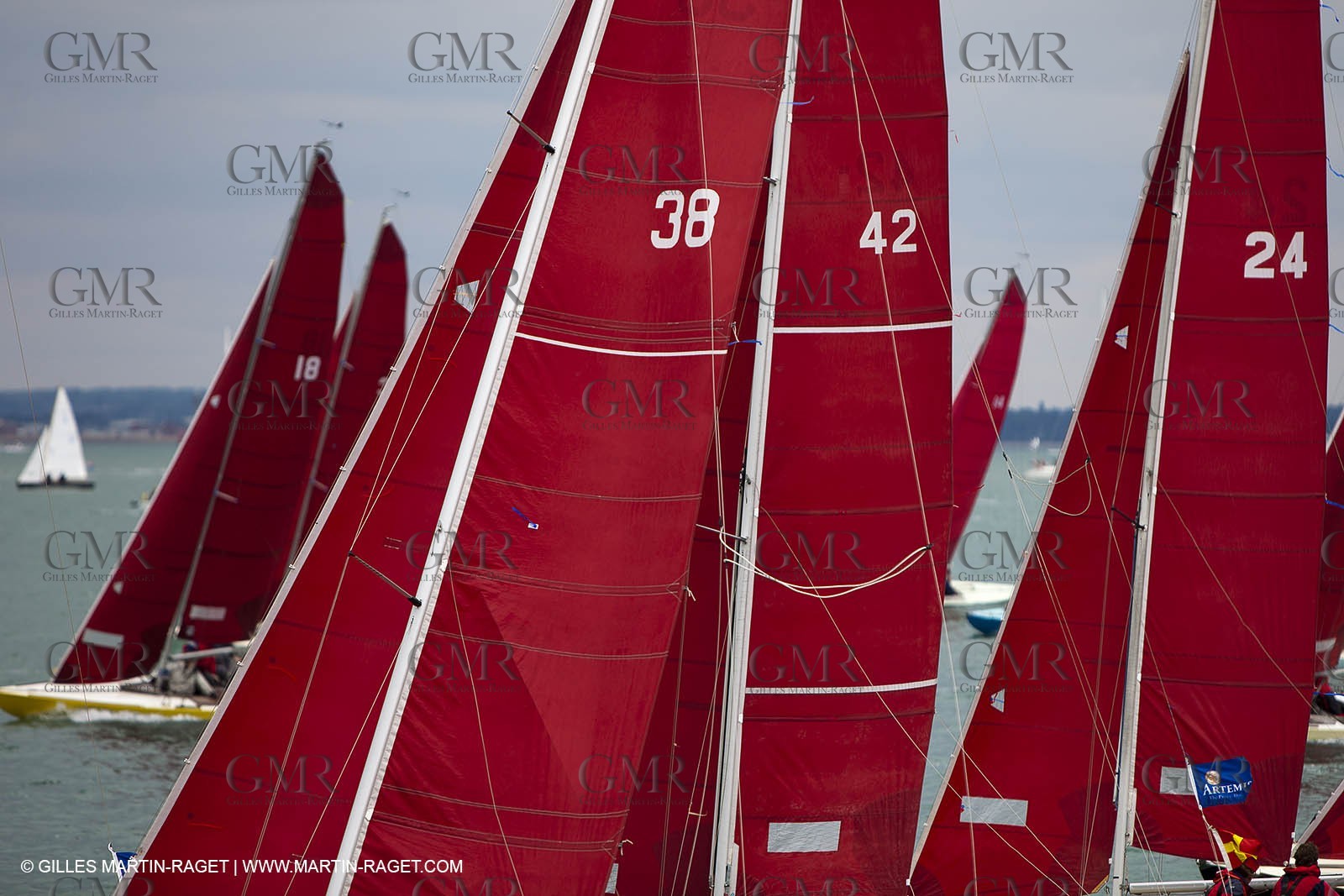 03 08 2010 - Cowes (UK, IOW) - The 1851 Cup -  BMW ORACLE Racing - Day 1.