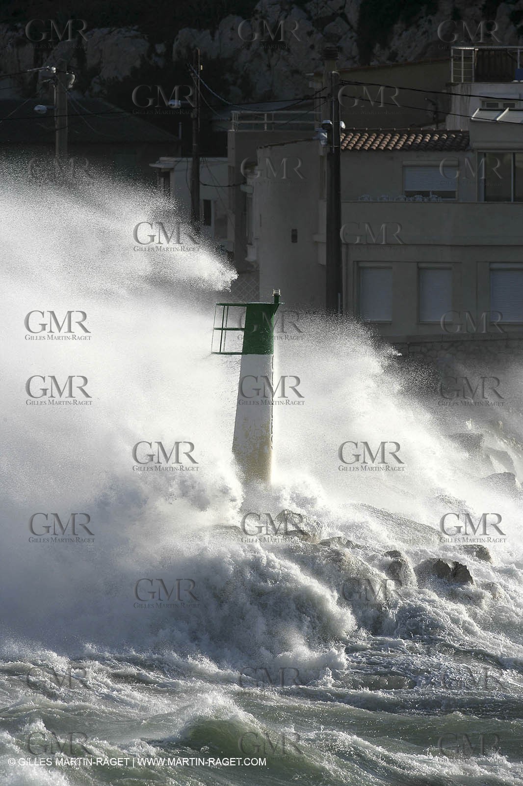 200- Mistral gale in Marseille
