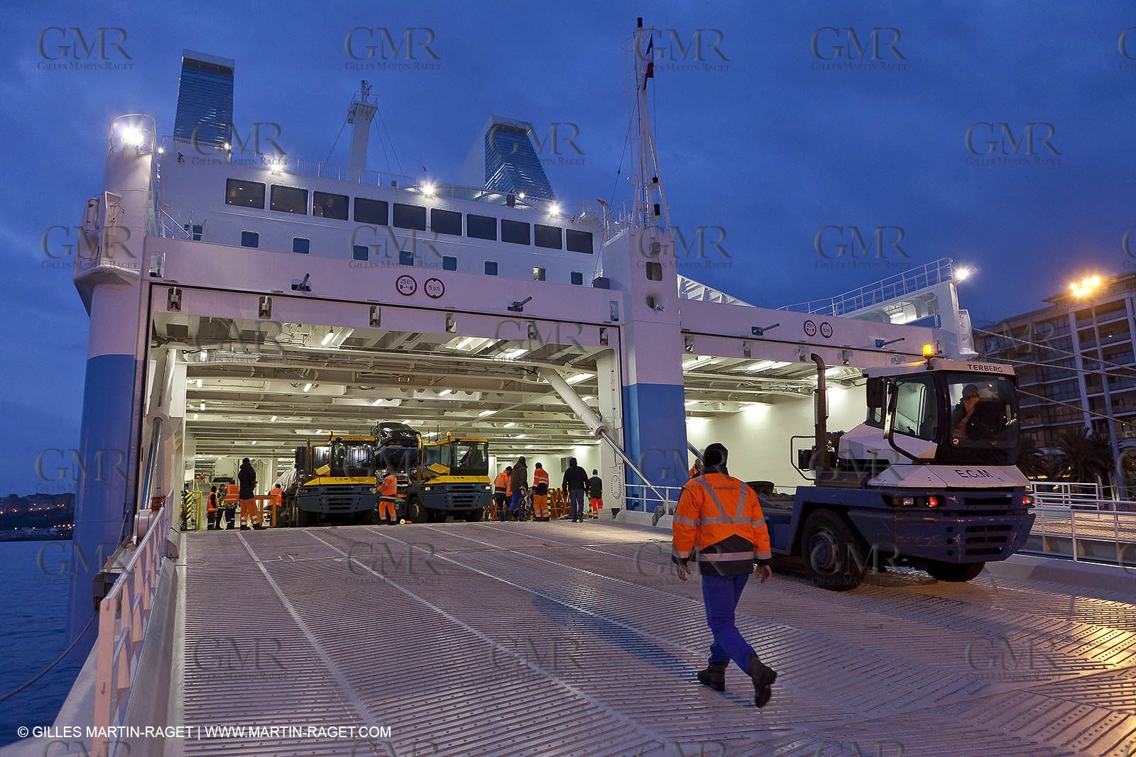 31-01-12   Marseille (FRA,13) Bastia (FRA,Corse) Croisière inaugurale et baptême du Ferry PIANA de La Meridionale