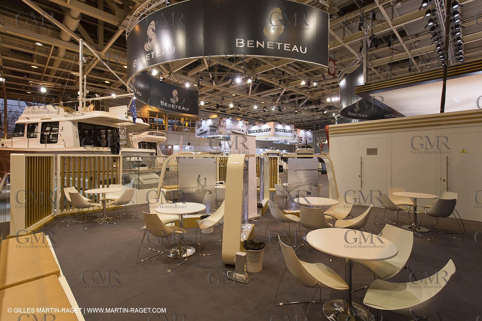 10 12 2013 - Paris (FRA,75) -Paris Boat Show - Beneteau booth