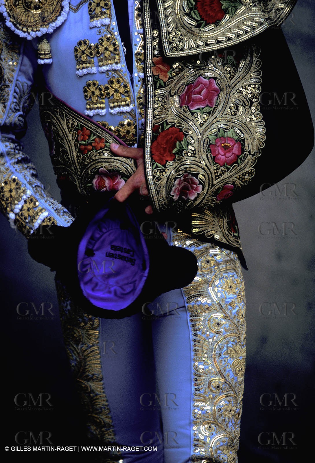 Traje de Luces (costume of light)