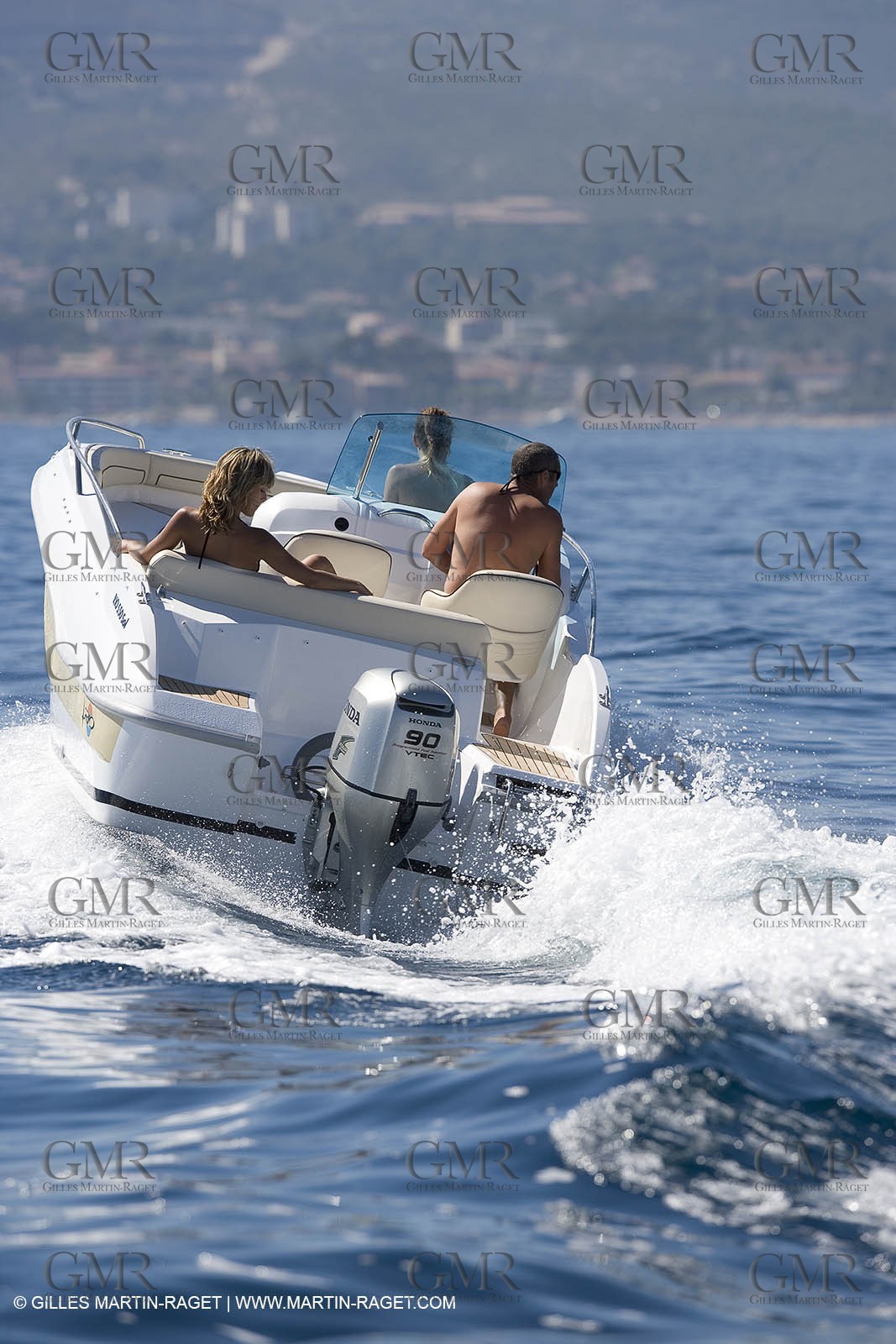 Motor boat running